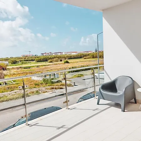 Deluxe 3 Bedroom Apartment - Beach&Pool Appartement Ferrel (Leiria)