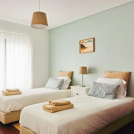 Deluxe 3 Bedroom Apartment - Beach&Pool Appartement Ferrel (Leiria)